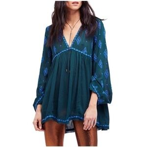 Free People Diamond Embroidered Smock Tunic Top Size Small Bell Sleeve Bohemian